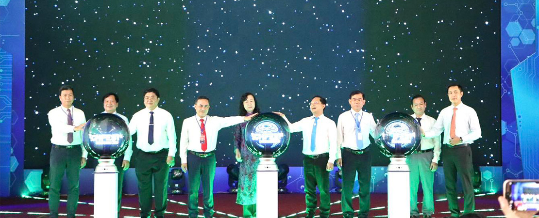 Nghi thức khai mạc